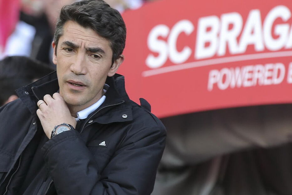 Lage prudente apesar da liderança isolada