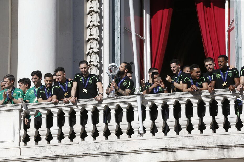 Campeões europeus de Futsal aclamados em Lisboa