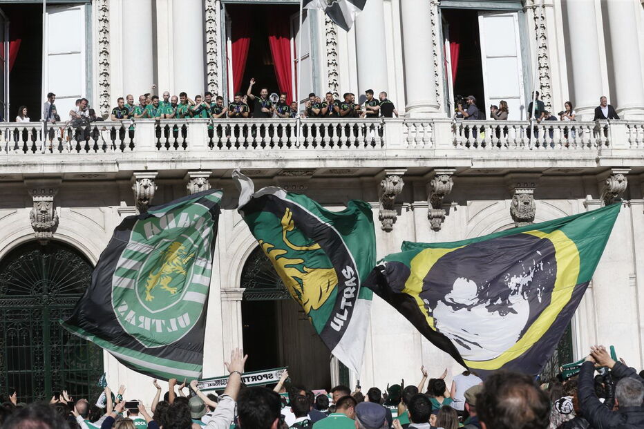 Campeões europeus de Futsal aclamados em Lisboa