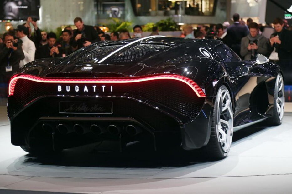 É modelo único da Bugatti, custa 11 milhões de euros e pode ser de... Cristiano Ronaldo