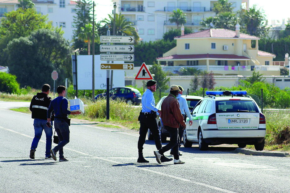 Megaoperação do Núcleo de Investigação Criminal da GNR de Albufeira realizou-se ontem de manhã