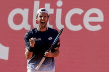 João Sousa sofre para bater Popyrin no Estoril Open