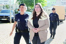 Diana Fialho, ontem, no Tribunal do Barreiro. Está acusada de homicídio qualificado e profanação de cadáver