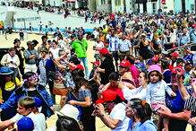 Centenas de pessoas participaram na iniciativa do Correio da Manhã, que se realizou na praia da Nazaré, e apelou à adoção de comportamentos de segurança por parte não só da comunidade piscatória como de todos aqueles que usufruem do mar  