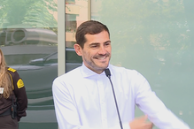 Iker Casillas teve alta e já abandonou o hospital