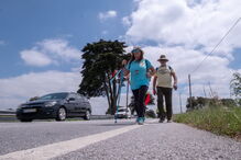 Grupo de cem fiéis partiu ontem de Évora rumo ao Santuário de Fátima, onde esperam chegar no próximo dia 11, sábado 