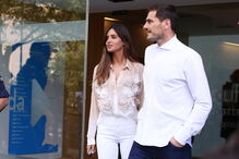 Casillas à saída do hospital onde esteve internado