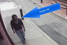 Idoso abusado sexualmente por dois jovens na rua em plena luz do dia