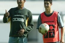 Mário Jardel e Cristiano Ronaldo.jpg