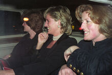 Lady Jane Fellowes e a princesa Diana.jpg