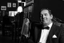 'Emplastro' como nunca o viu numa campanha publicitária inspirada em James Bond