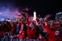 Adeptos comemoram título benfiquista em Lisboa