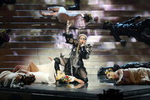 Madonna atuou na final da 64.º edição do Festival Eurovisão da Canção