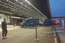 PSP reagiu com rapidez à entrada intempestiva de um condutor pela porta do aeroporto de Lisboa, manietando o homem  