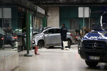 PSP reagiu com rapidez à entrada intempestiva de um condutor pela porta do aeroporto de Lisboa, manietando o homem  