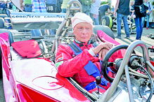 Niki Lauda foi uma lenda da Fórmula 1. Ganhou dois títulos mundiais com a Ferrari e um com a McLaren