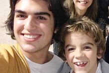 Katia Aveiro com os filhos