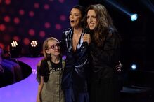 Paulo Battista, a filha Renata e Maria Cerqueira Gomes.jpg