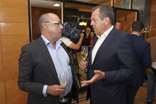 Diretor Geral Editorial da Cofina Media e o Administrador da Cofina Media na apresentação da 5ª edição do Alvarinho Wine Fest