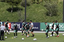 Jogadores durante o treino para a Liga das Nações da UEFA 2018/2019