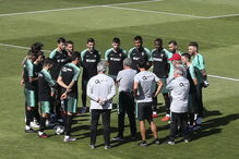 Jogadores durante o treino para a Liga das Nações da UEFA 2018/2019