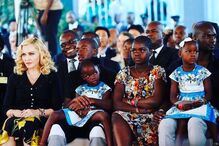 Madonna e os filhos.jpg