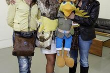 Luciana com a mãe e a irmã, Luíza