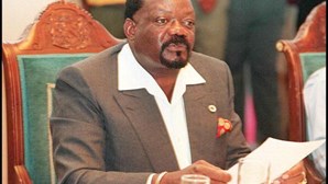 UNITA acusa Governo angolano de "humilhar" exéquias fúnebres de Jonas Savimbi