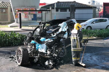 Despiste de Porsche na ponte móvel de Leça da Palmeira causa três mortos