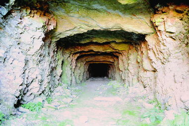 Exploração mineira suspensa em Rio Maior até empresa repor segurança numa estrada