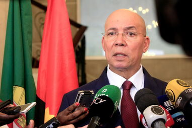 Francisco Queiroz, Ministro da Justiça de Angola