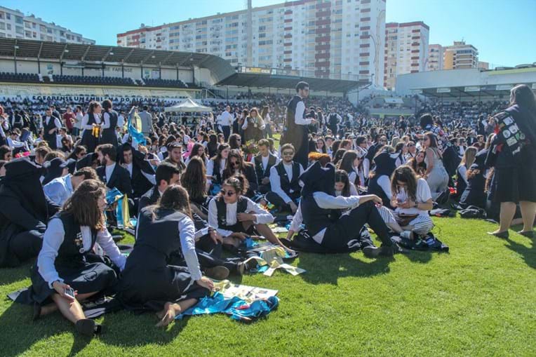 Finalistas de Faro abençoaram pastas no Estádio S. Luís