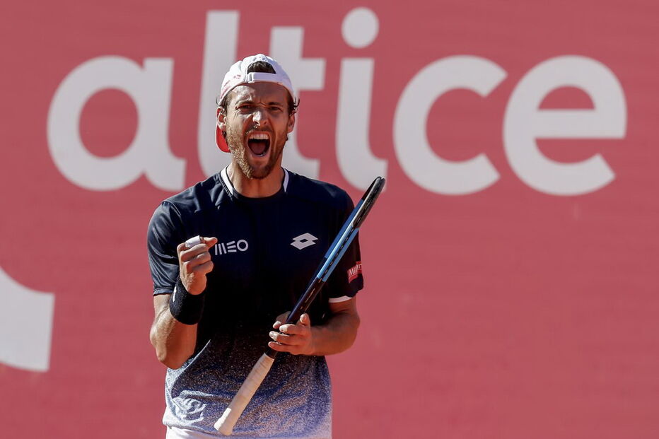 João Sousa sofre para bater Popyrin no Estoril Open