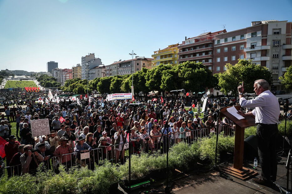 CGTP defende aumento do salário mínimo para 850 euros