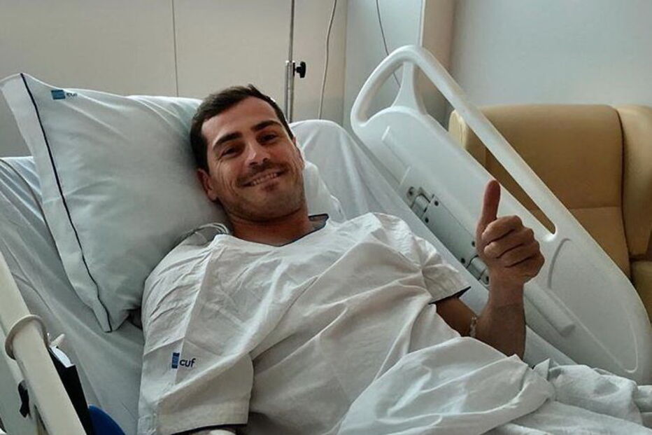Iker Casillas partilha fotografia na cama do hospital