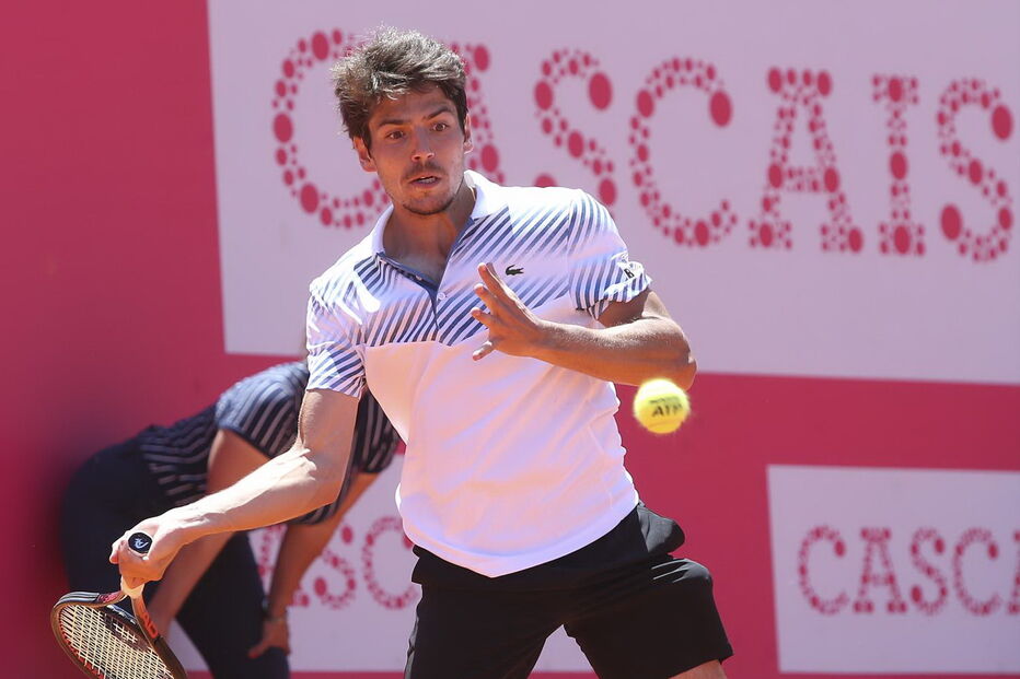 João Domingues vai enfrentar o grego Stefanos Tsitsipas 