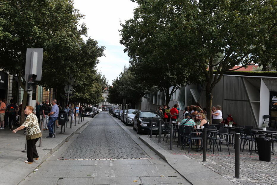 Rua das Carmelitas, no Porto