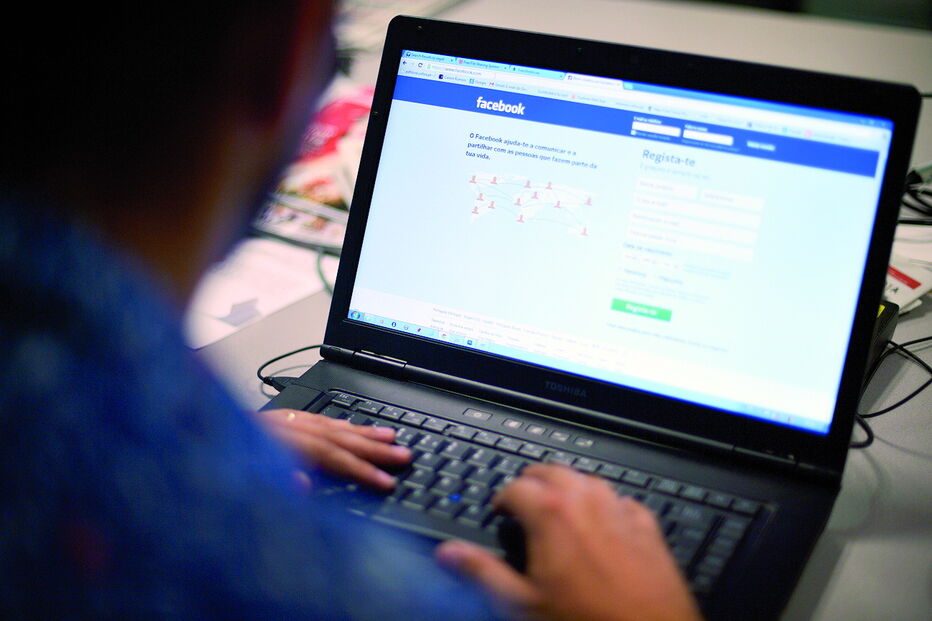 Jovem de 26 anos passou a enviar mensagens à ex-namorada e a toda a família. Ao irmão da vítima, disse que o matava 