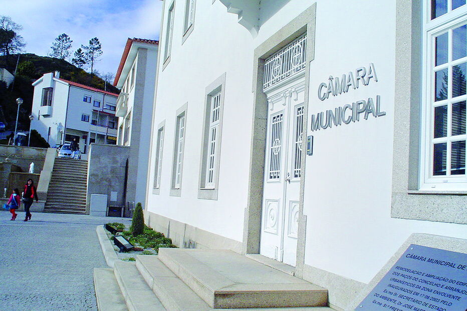 Câmara Municipal de Baião sublinha que tem um concelho com 174 quilómetros quadrados e 550 lugares  