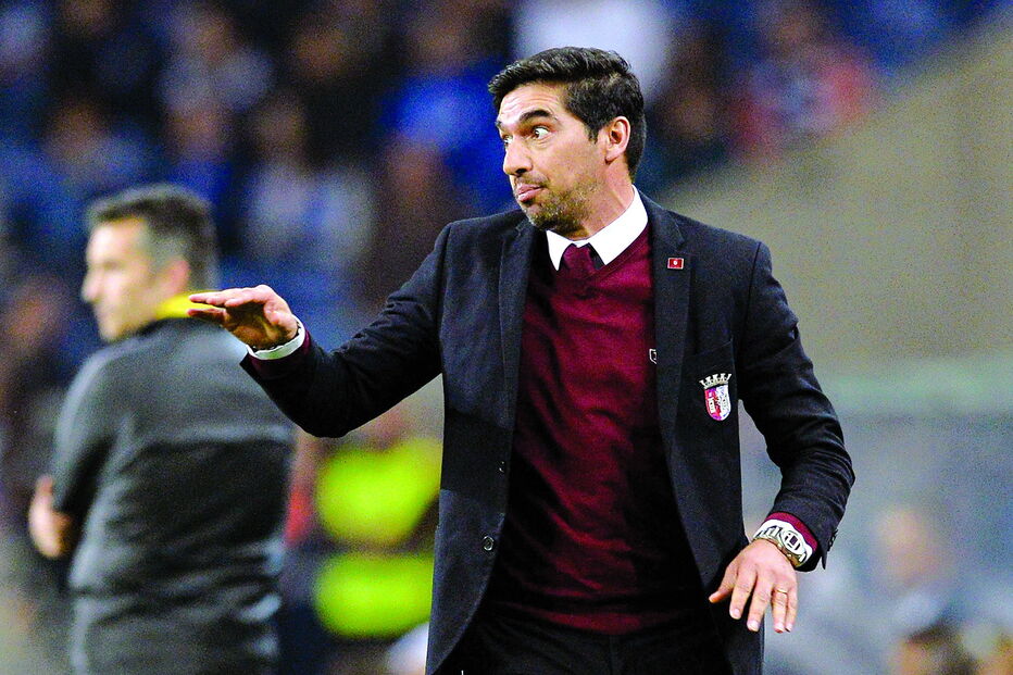 Abel Ferreira lamenta críticas de que diz ter sido alvo 