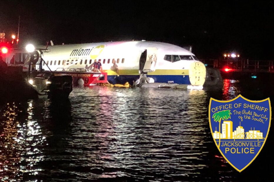 Avião comercial cai em rio nos EUA sem provocar qualquer morte