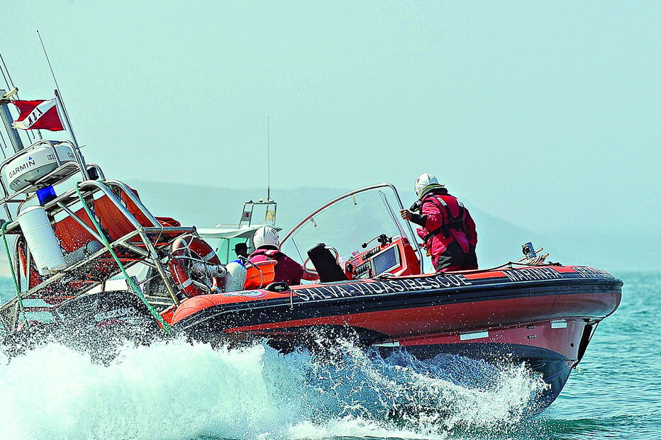 Debate, batismo de mar e espetáculo musical com Toy no Mar Seguro
