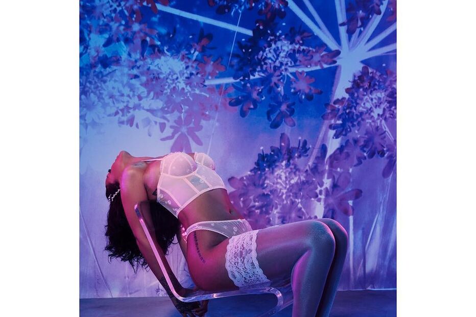 2019-05-05_14_26_53 1Rihanna.jpg