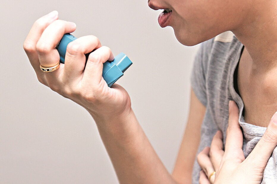 Inaladores, também conhecidos como ‘bombas’, são utilizados no tratamento da asma. Há três tipos de dispositivos