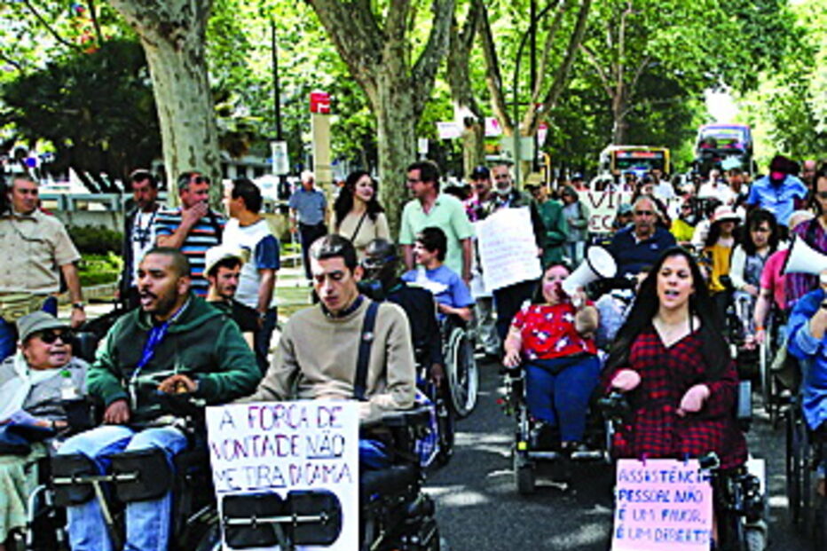 Marcha em Lisboa reuniu dezenas de pessoas