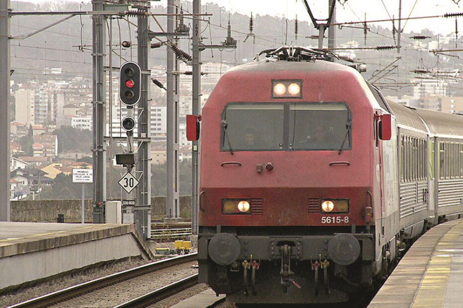 Frota envelhecida é um dos problemas enfrentados pela CP 