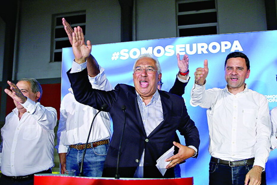 Líder do PS esteve com militantes