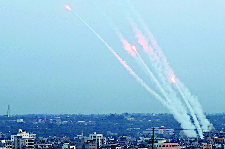 Palestinianos lançaram centenas de rockets sobre Israel 