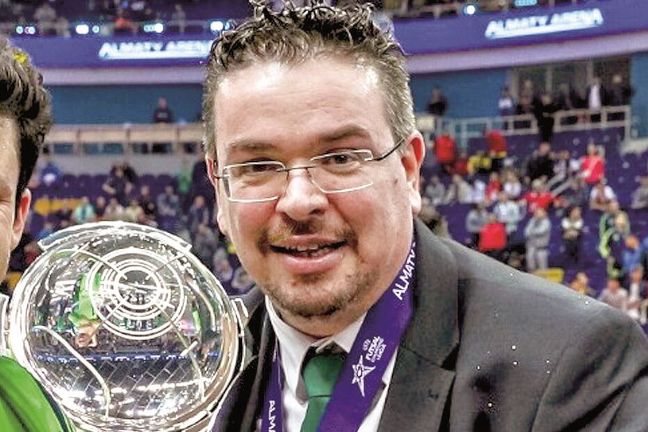 A vitória do Sporting na Liga dos Campeões de Futsal, facto inédito na história do clube de Alvalade foi, até agora, a grande conquista de Miguel Albuquerque 