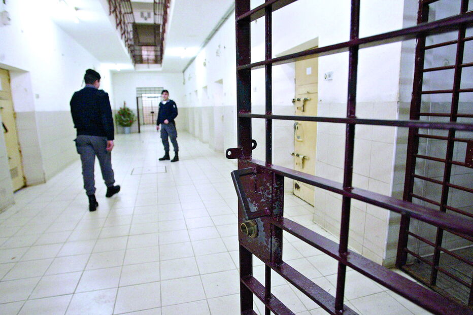 Serviços Prisionais 